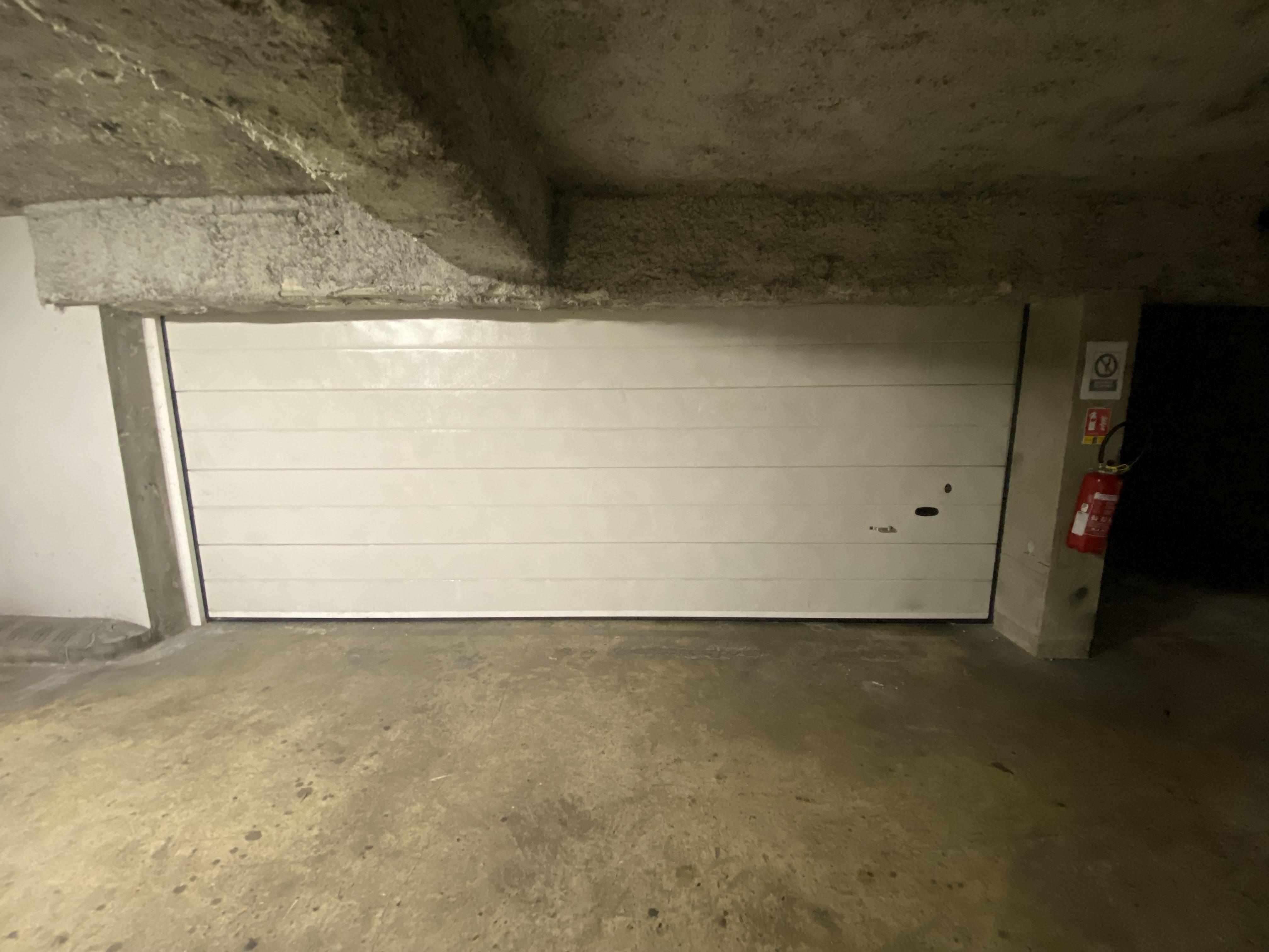 Garage double 24m² - Domont