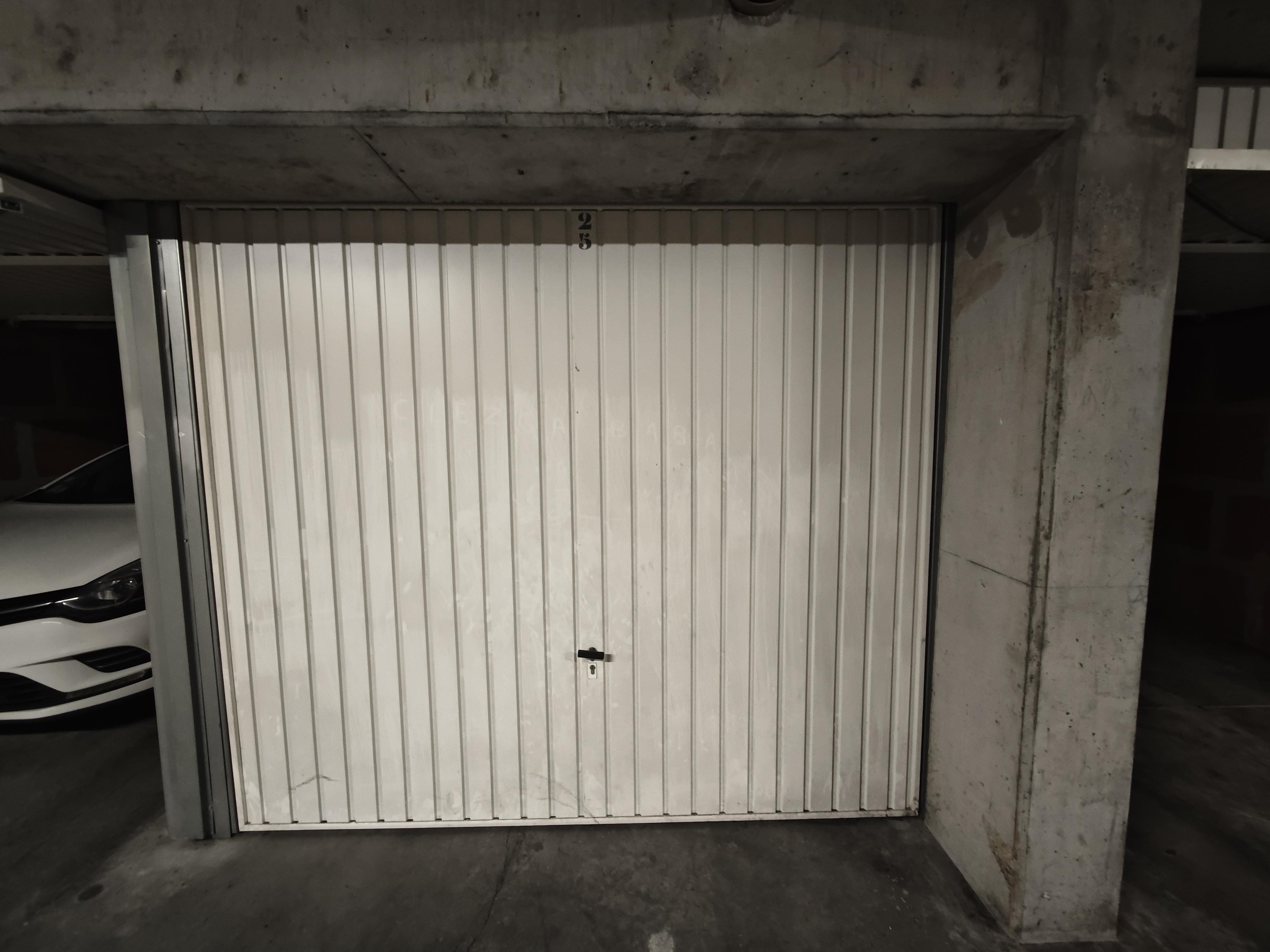 Garage/ Box 13m² Rioms