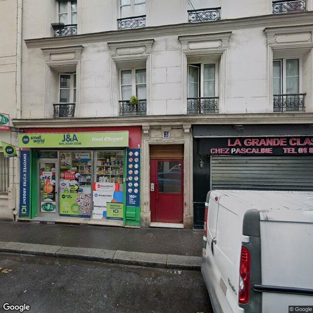 Grande cave 14m² situé à Paris 17e, métro