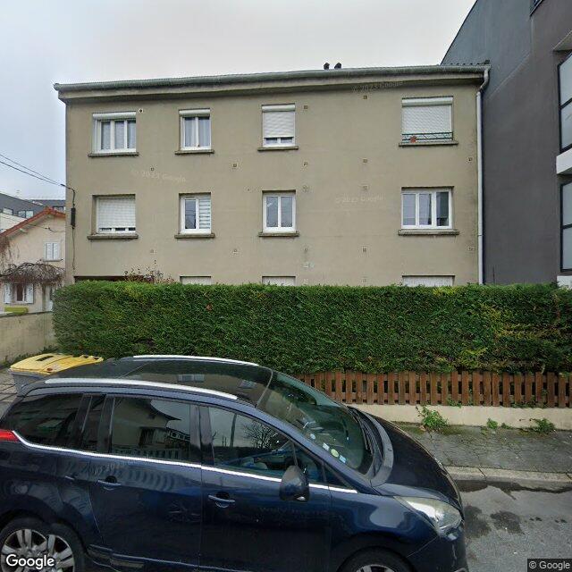 Local en sous sol Houilles limitrophe Bezons -