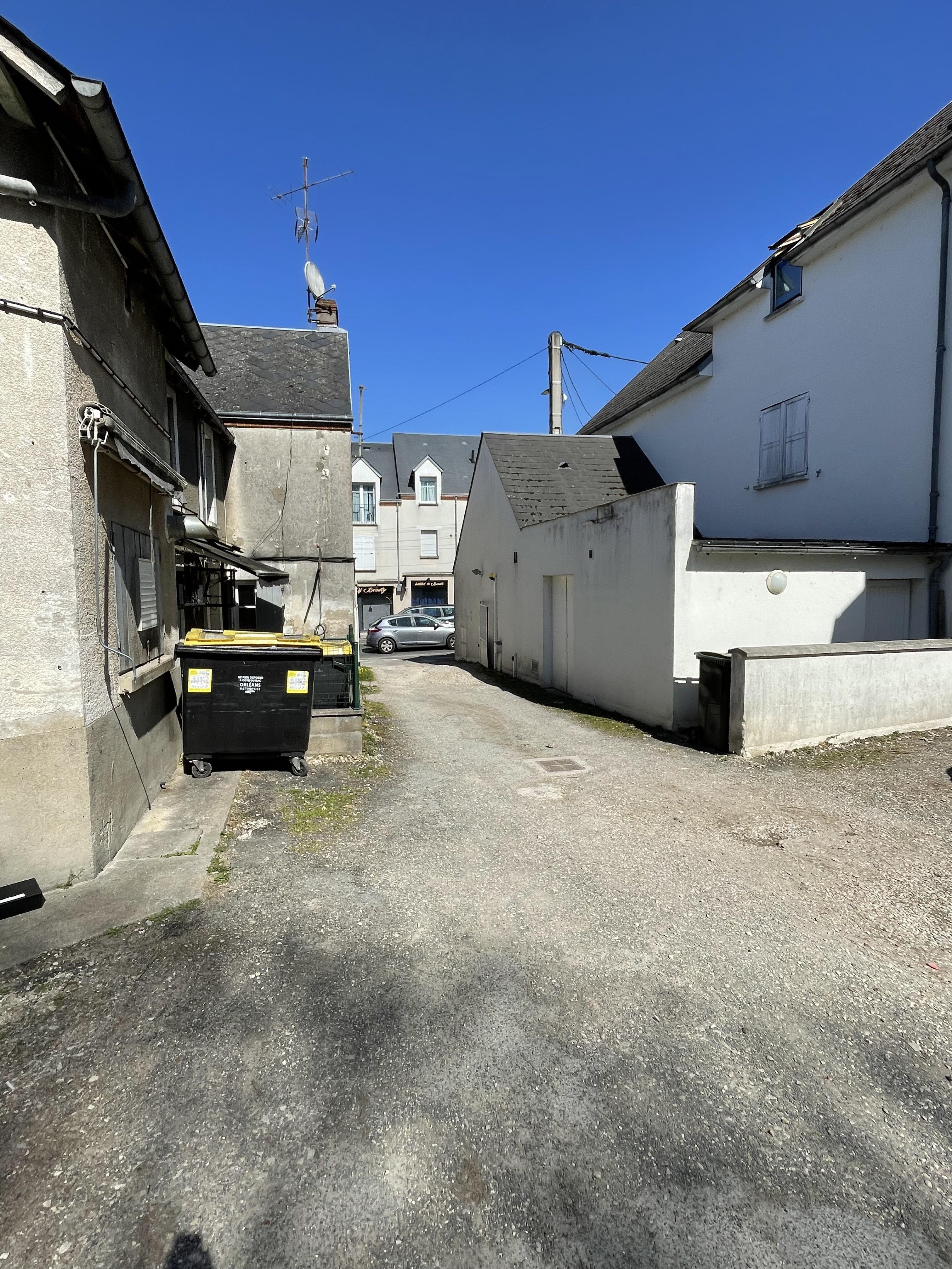 Garage/ Box - 13m² - Mardié