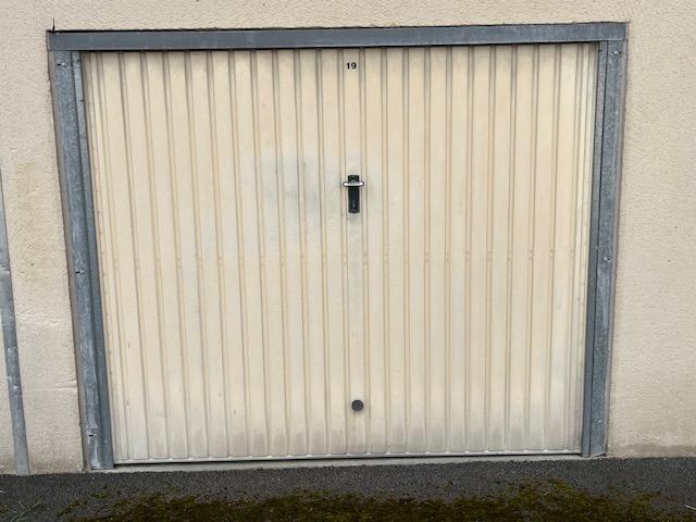 Garage/ Box - 18m² à Pau