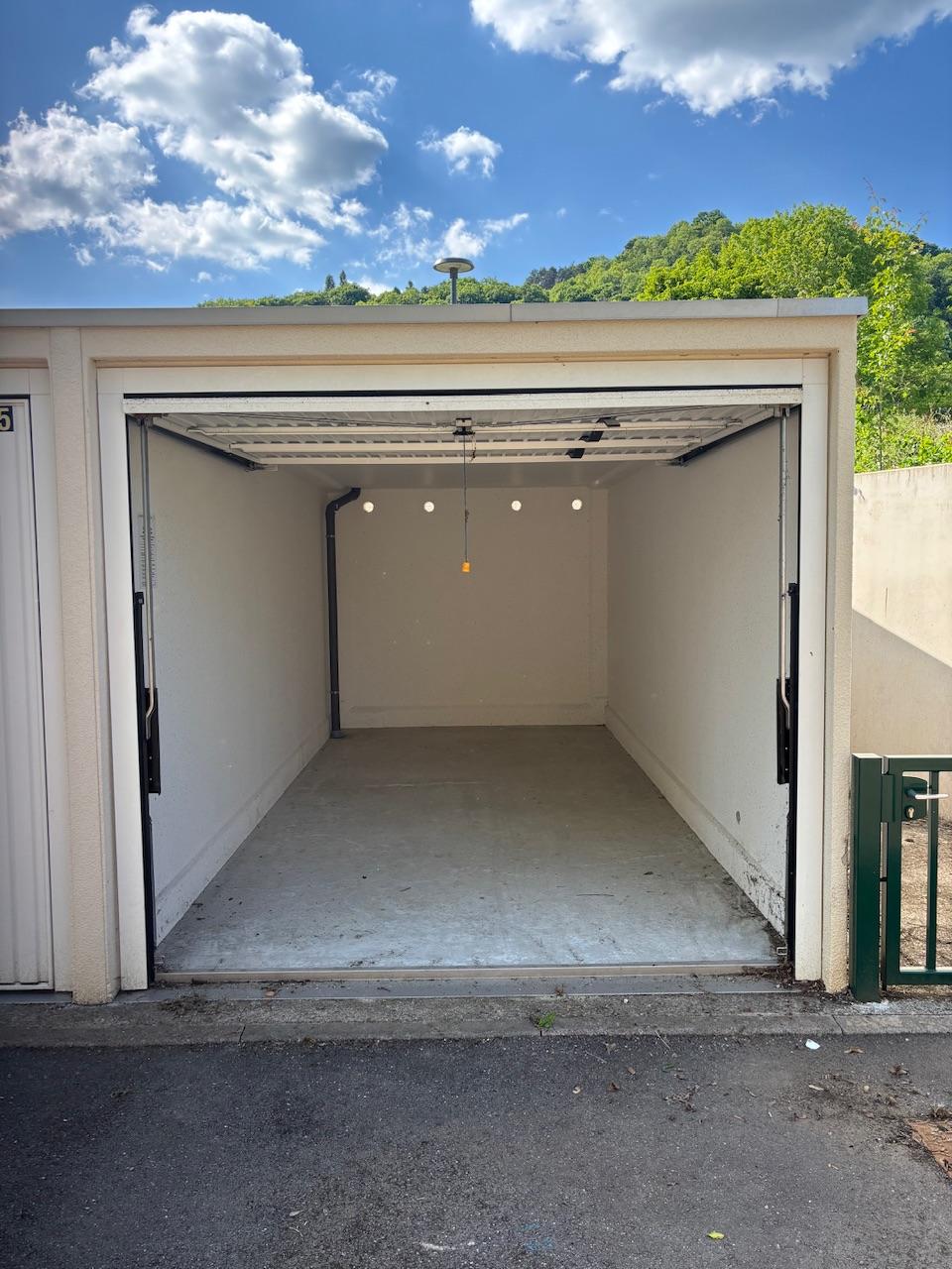 Garage/ Box 12m² - Maxéville