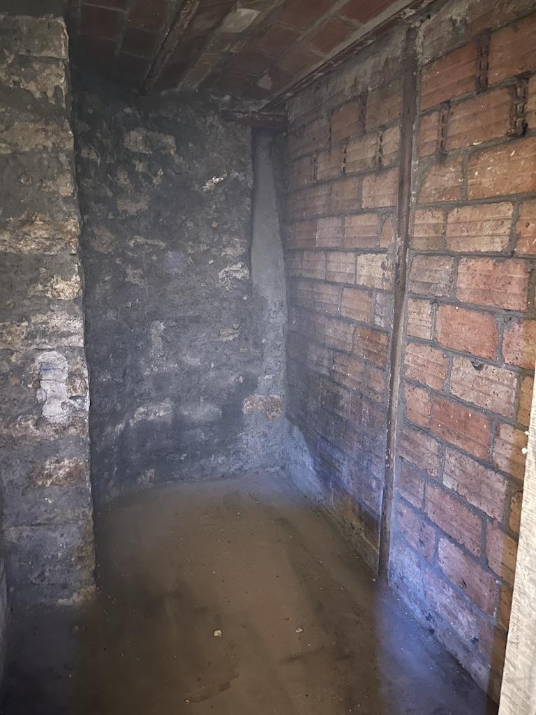 Cave sèche, saine et sécurisée - Général Bizot
