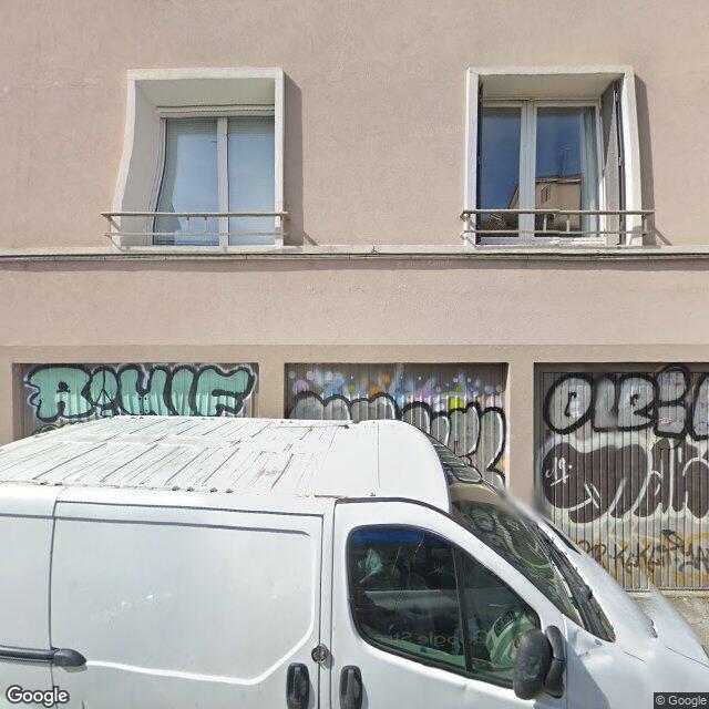 Local privé sécurisé 30 m2 à Grenoble