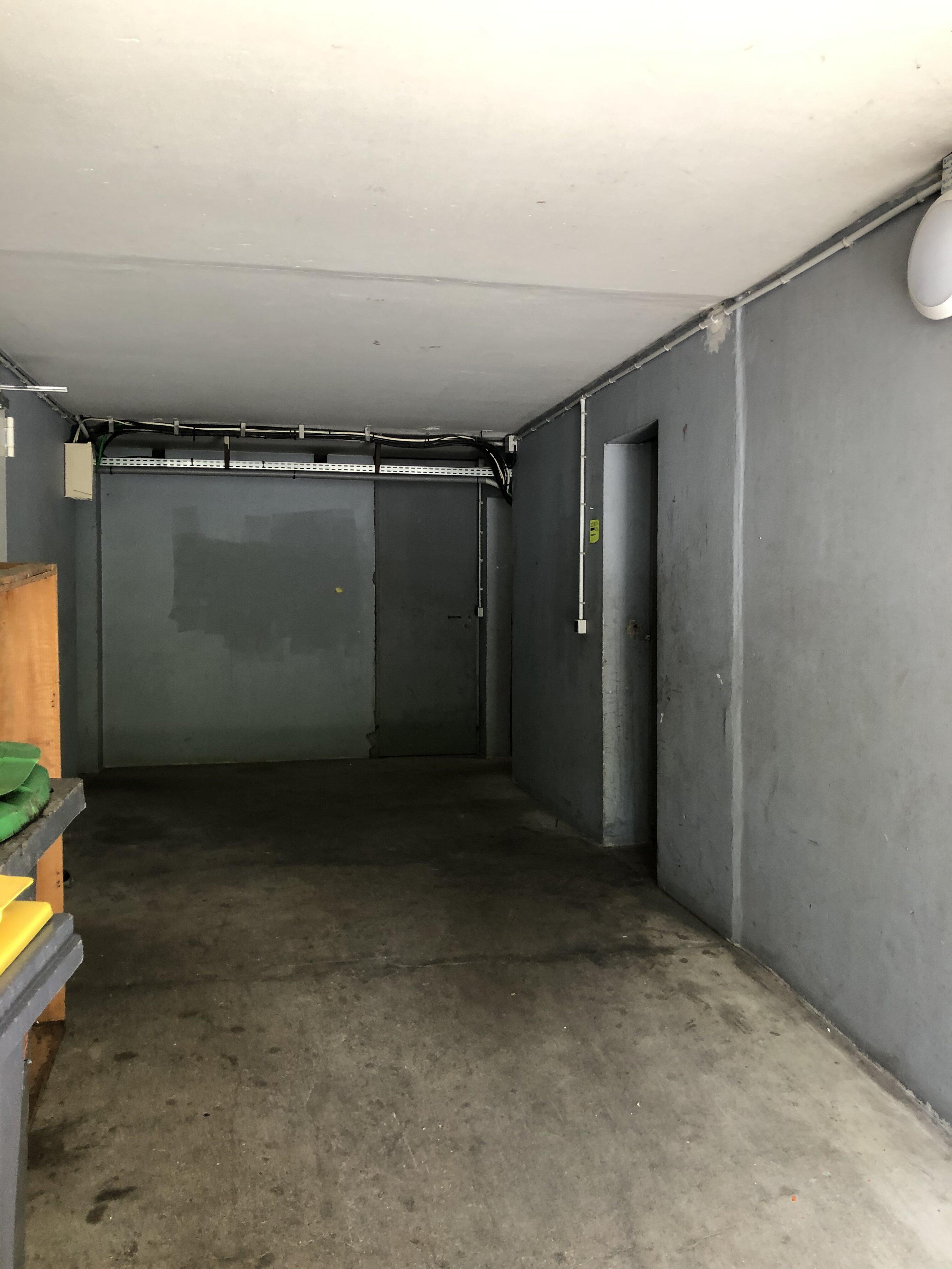 Cave dans une résidence sécurisée à Massy -