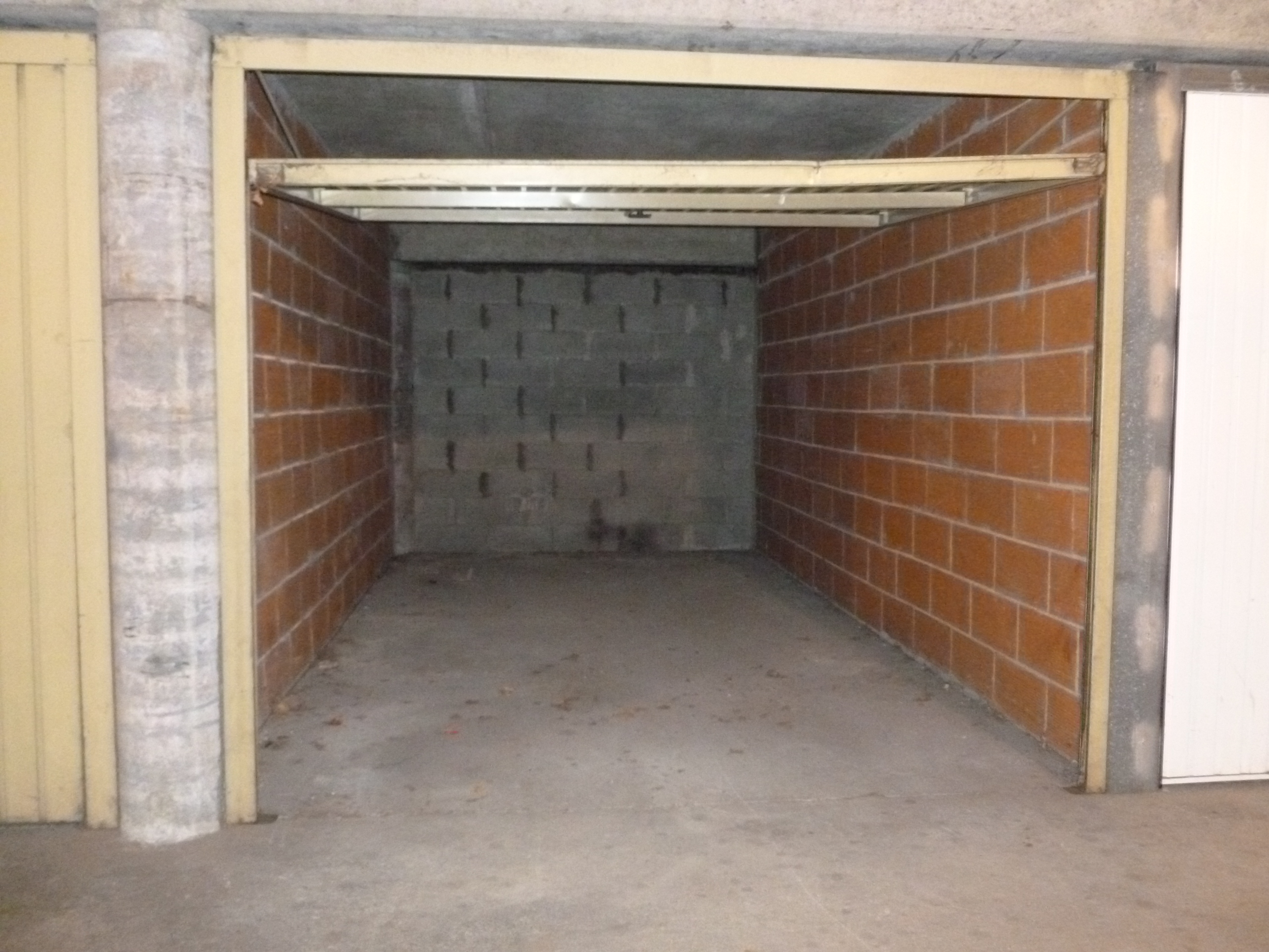 INTRA - Location box garage fermé à Toulouse