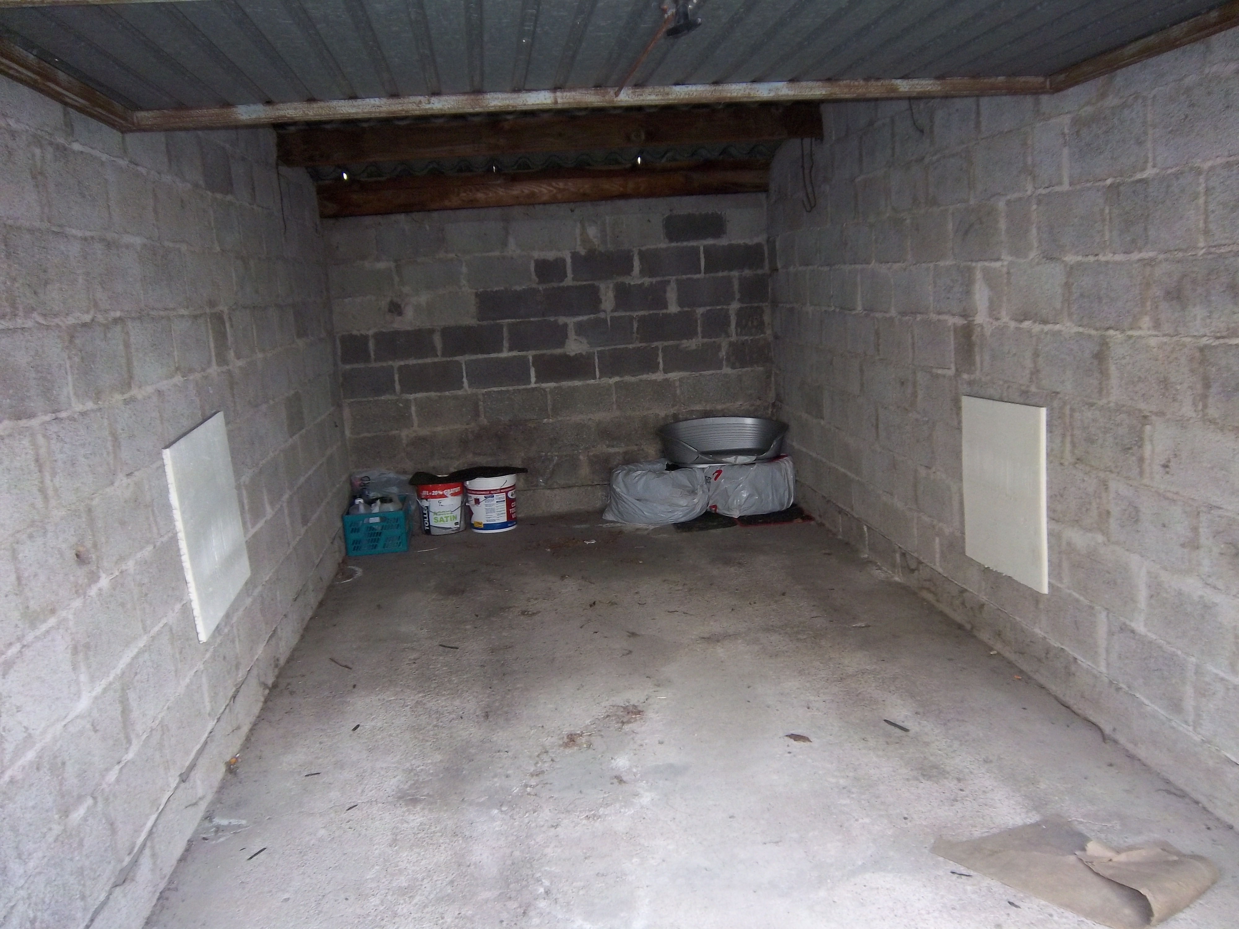 Espace de stockage à louer dans Garage