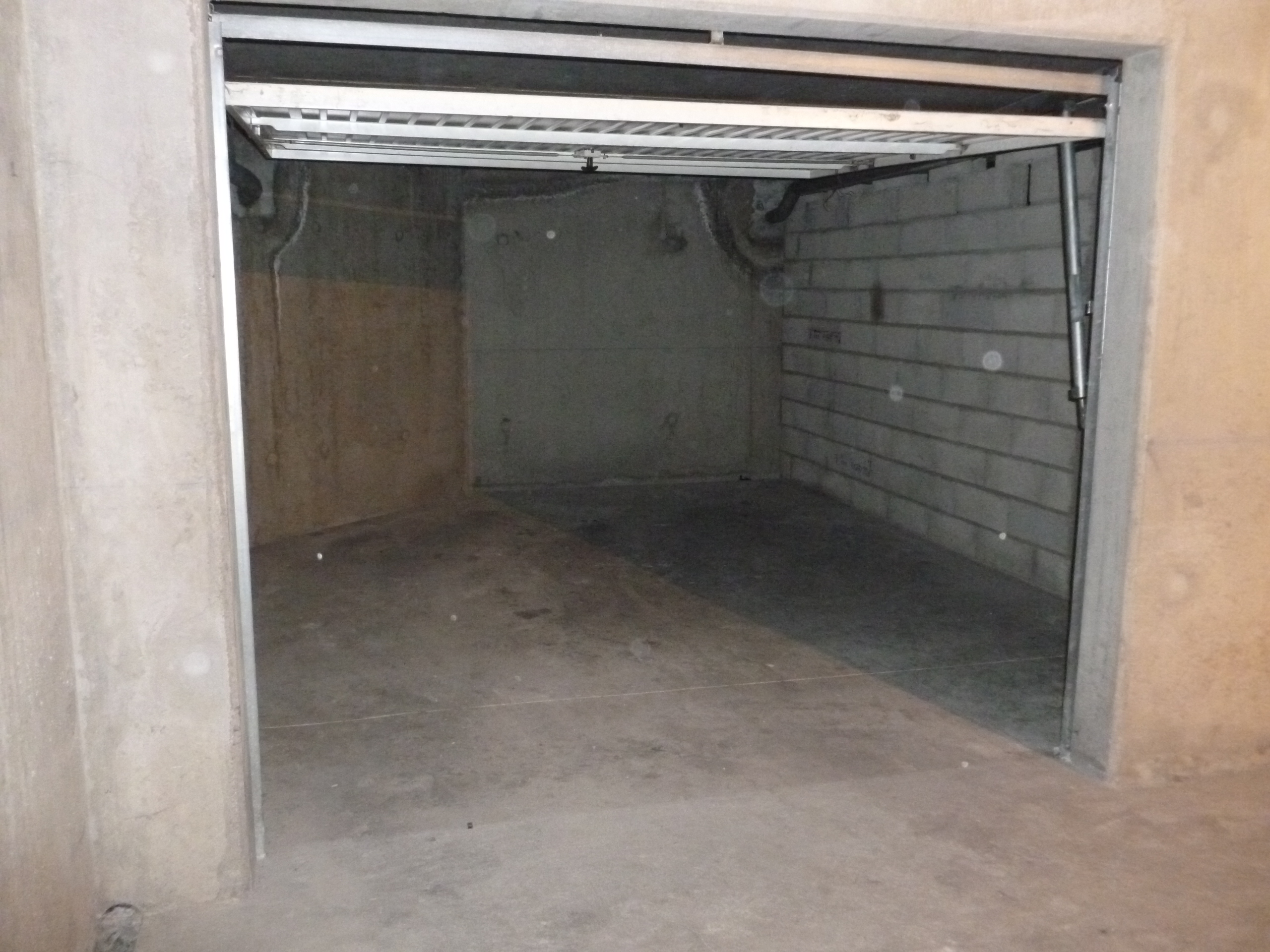 INTRA - Location de box