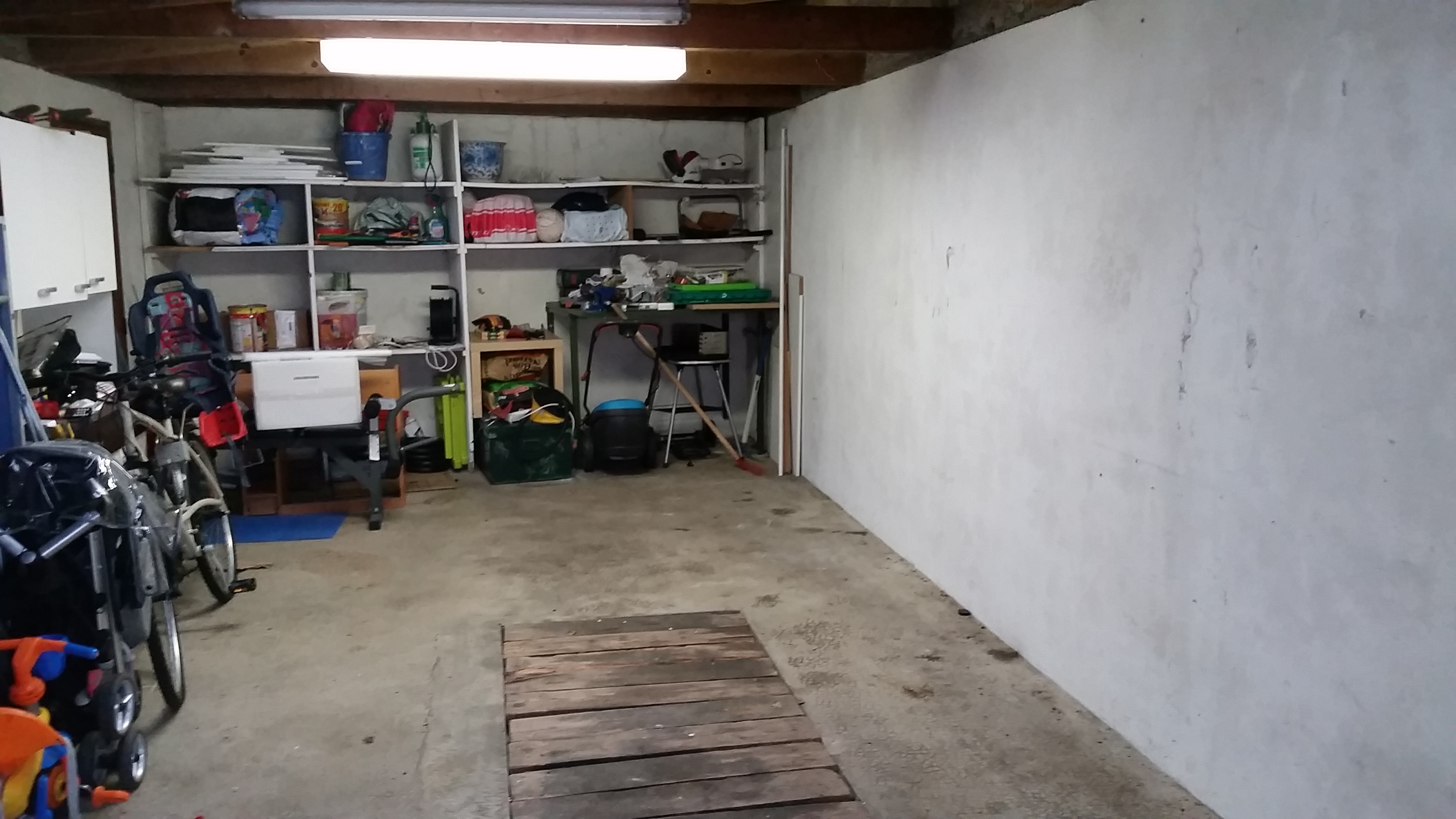 Garage pour stockage à louer