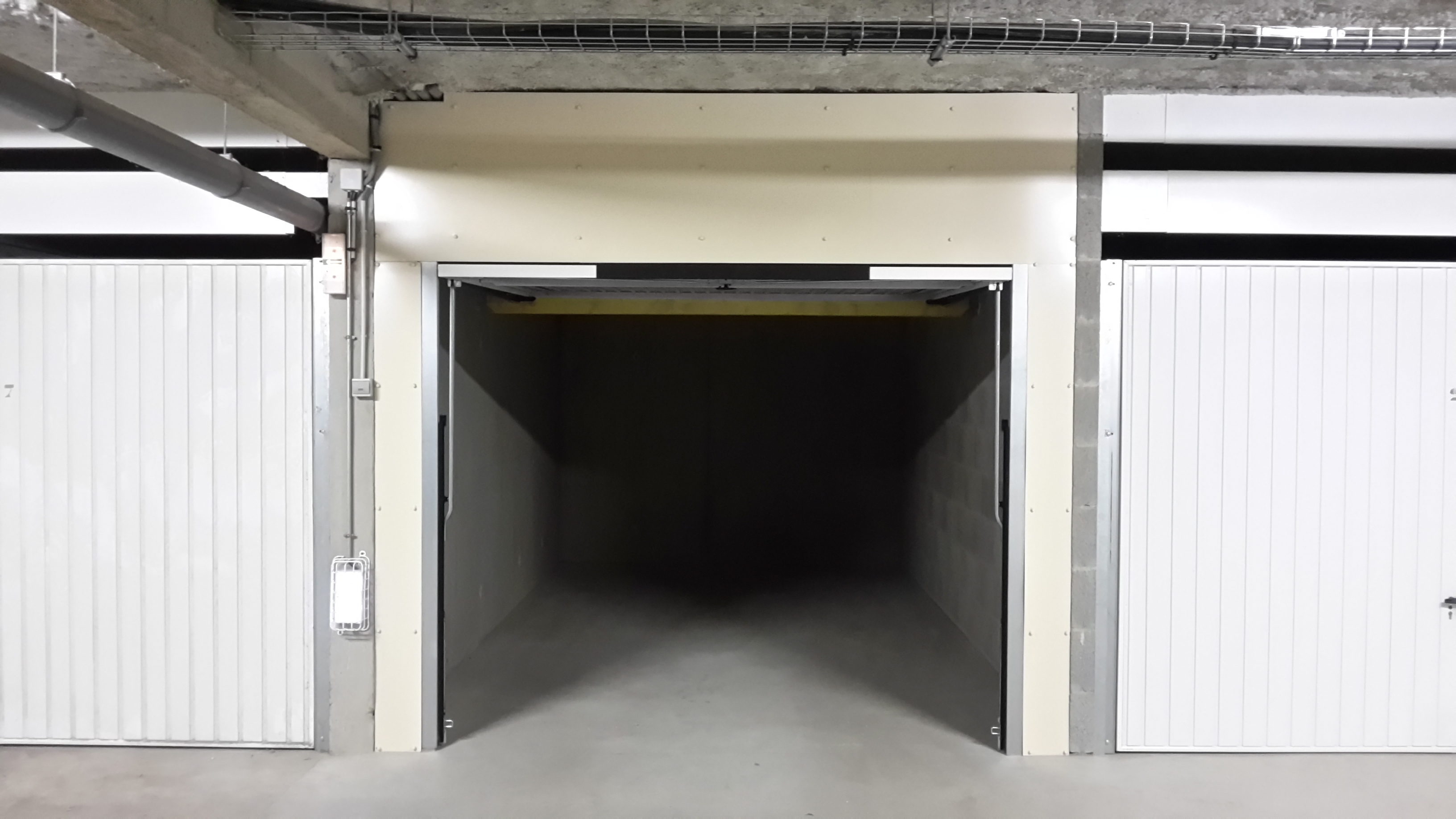 Box fermé de stockage à louer