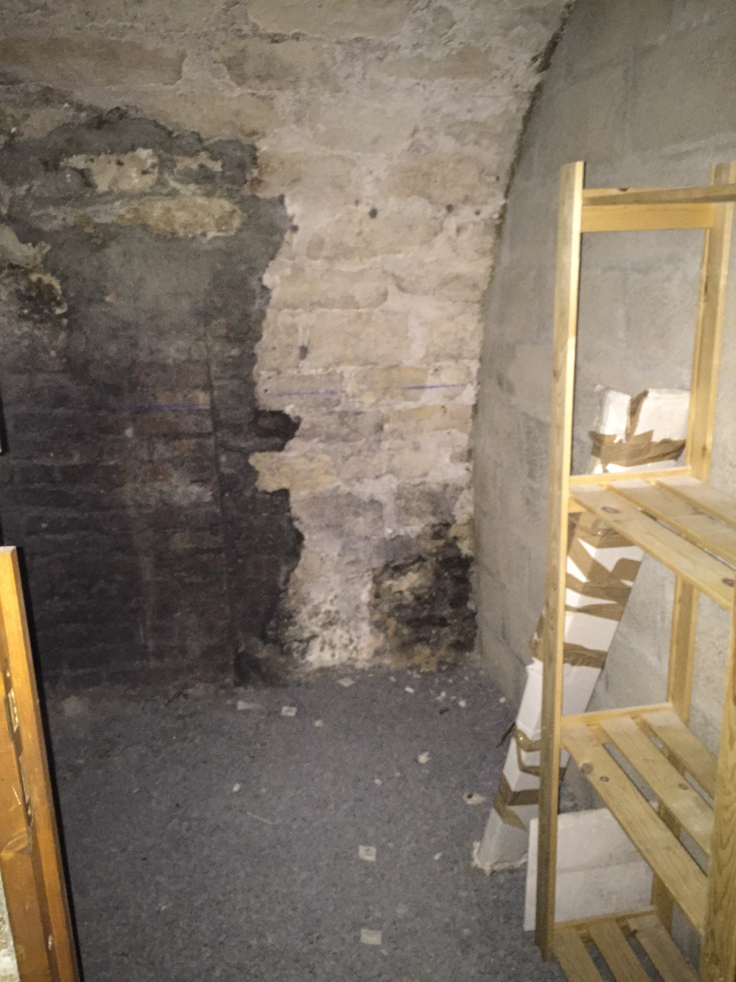 Cave (6m3) Paris 17