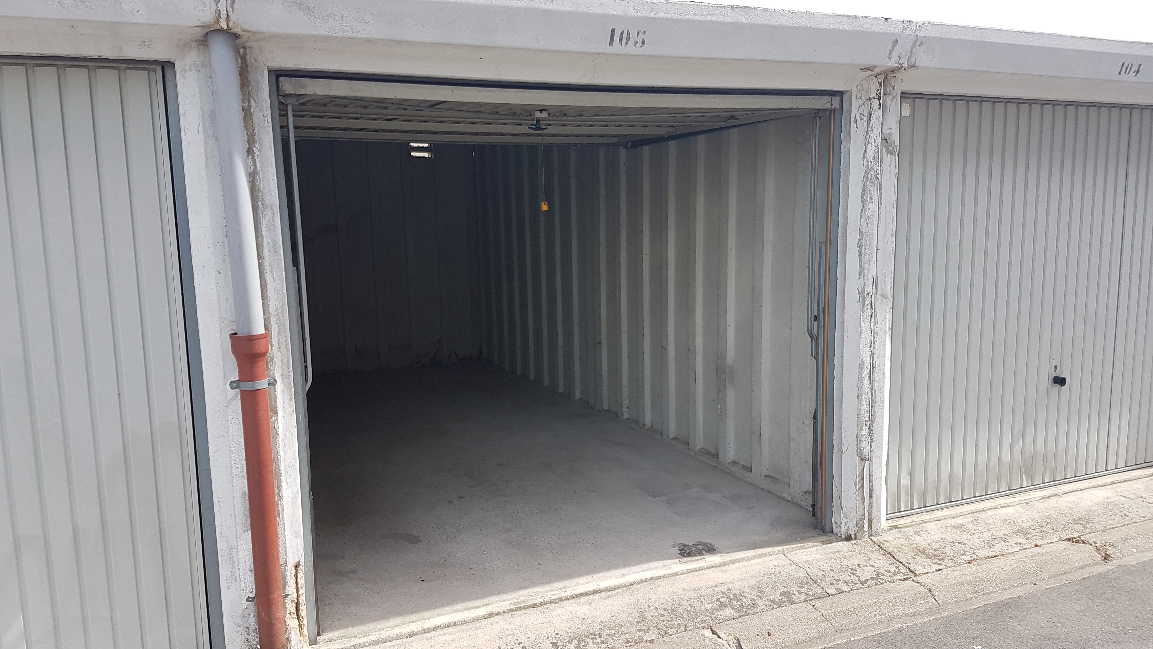 Garage / Box de 13m² - Breuillet