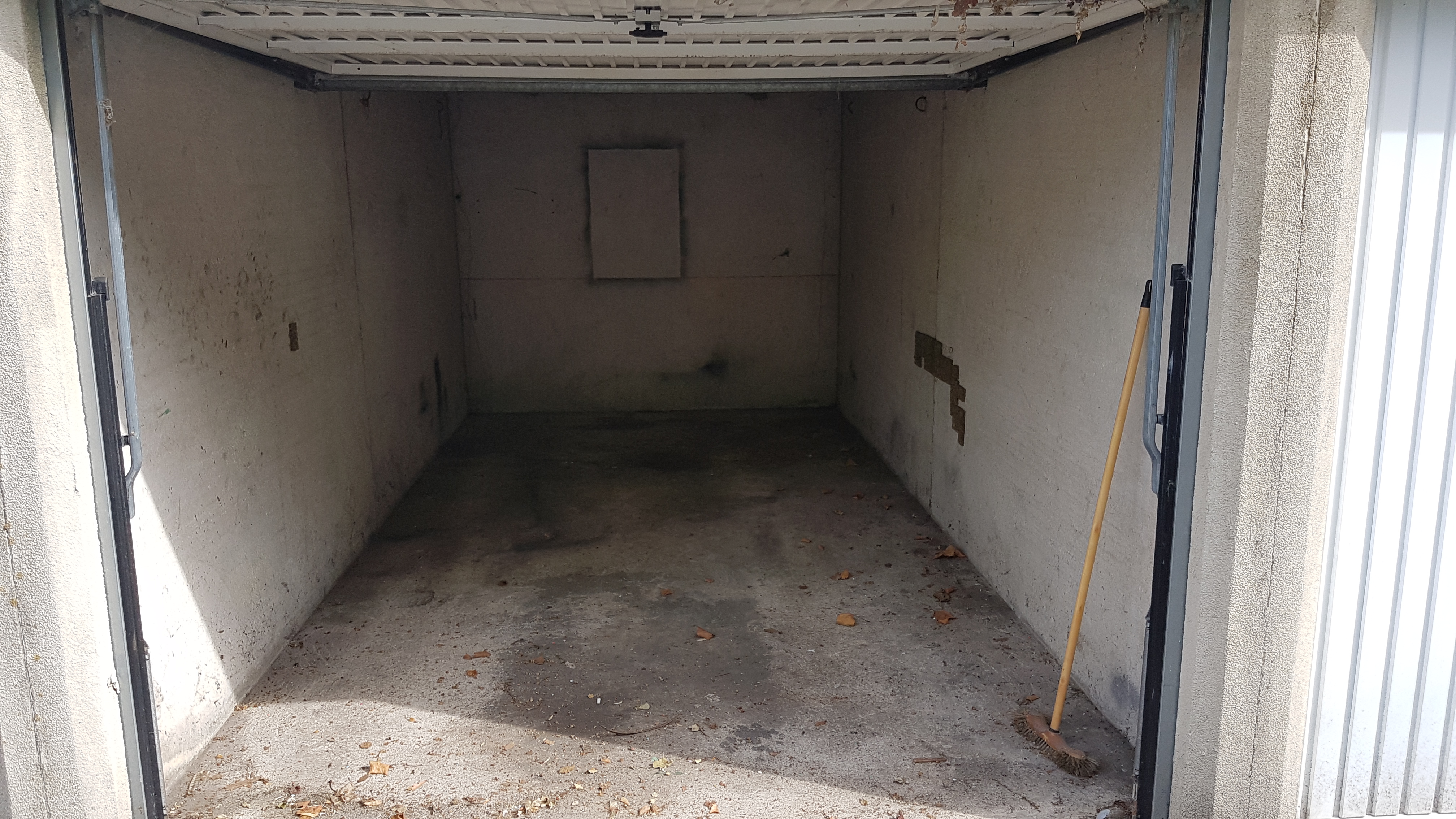 Location d'un espace de stockage à Breuillet